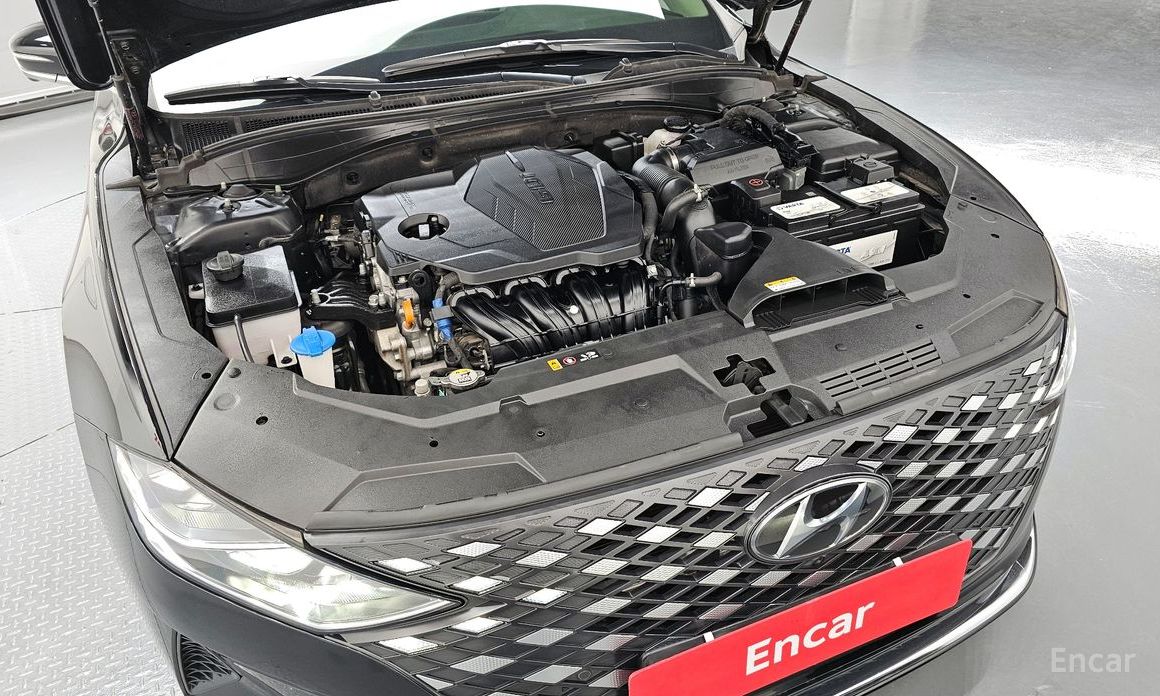 2022 Hyundai Grandeur VI Рестайлинг 2.5 Le Blanc с пробегом 92 511 км