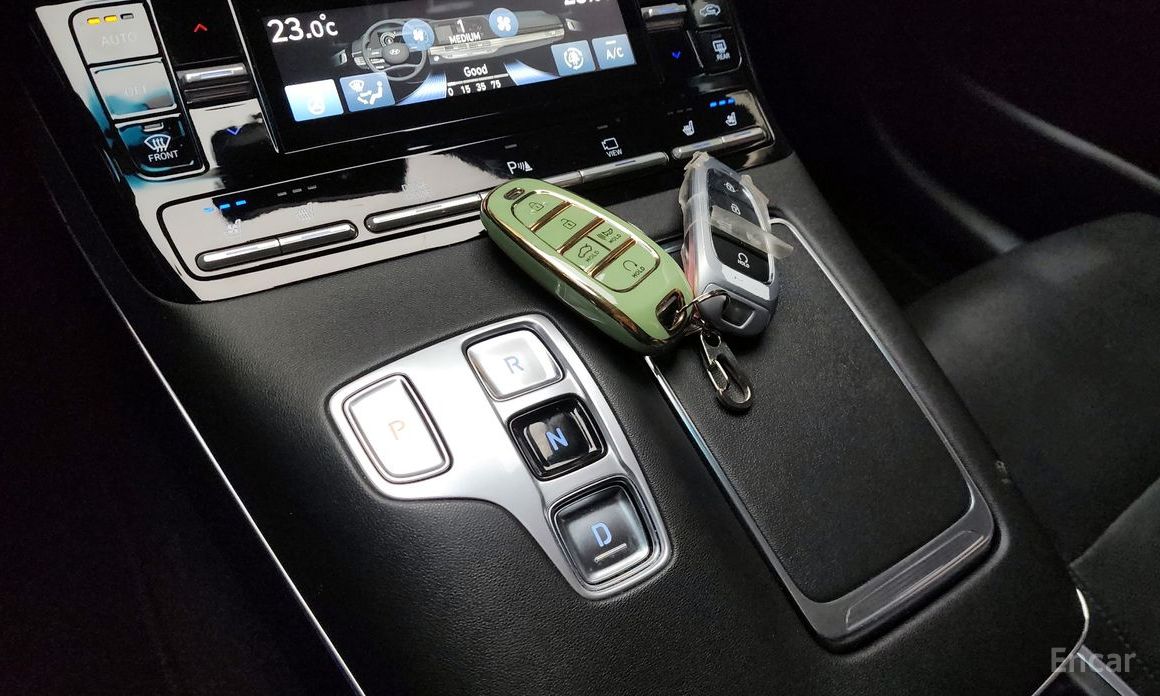 2021 Hyundai Grandeur VI Рестайлинг 2.5 Le Blanc с пробегом 73 486 км