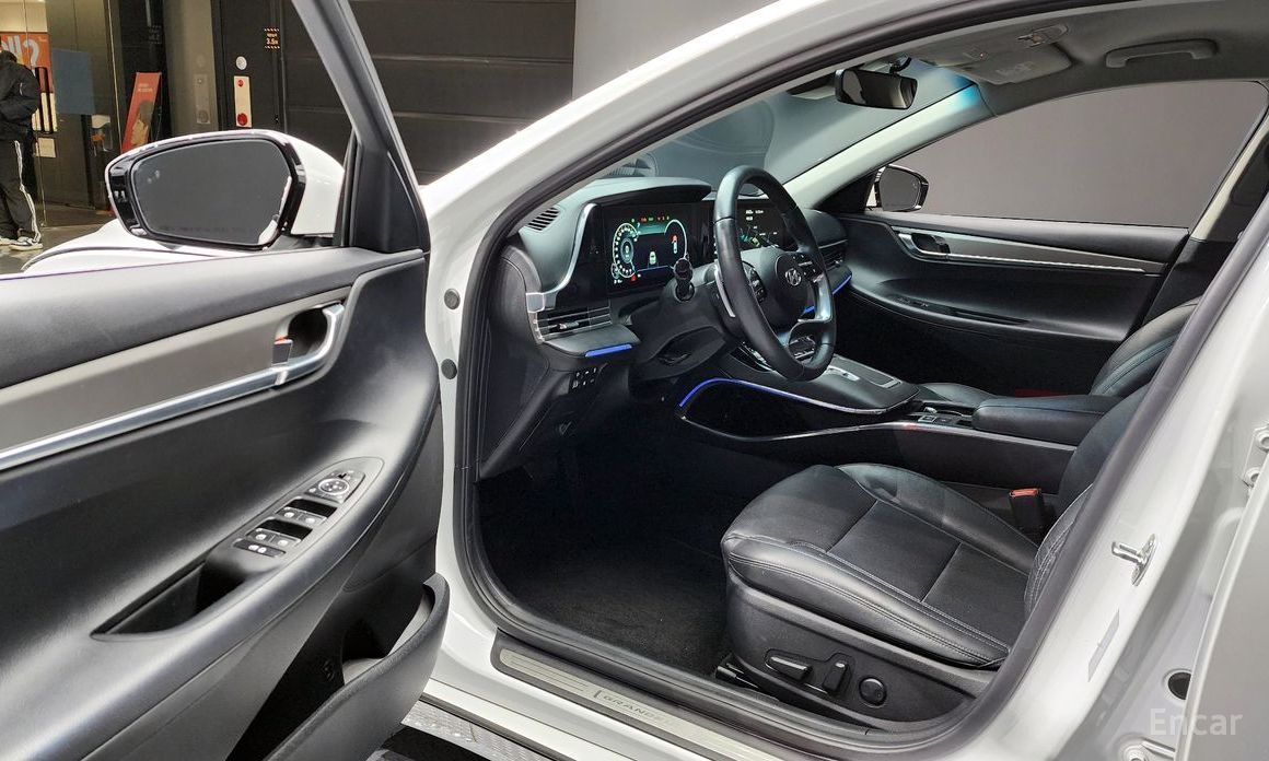 2021 Hyundai Grandeur VI Рестайлинг 2.5 Le Blanc с пробегом 73 486 км