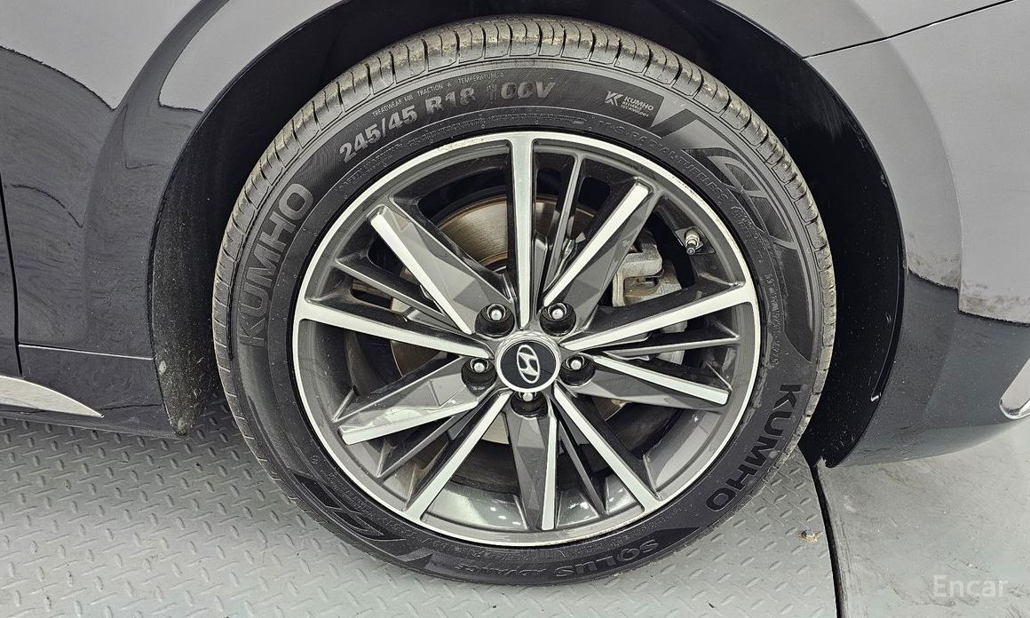 2022 Hyundai Grandeur VI Рестайлинг 2.5 Le Blanc с пробегом 92 822 км