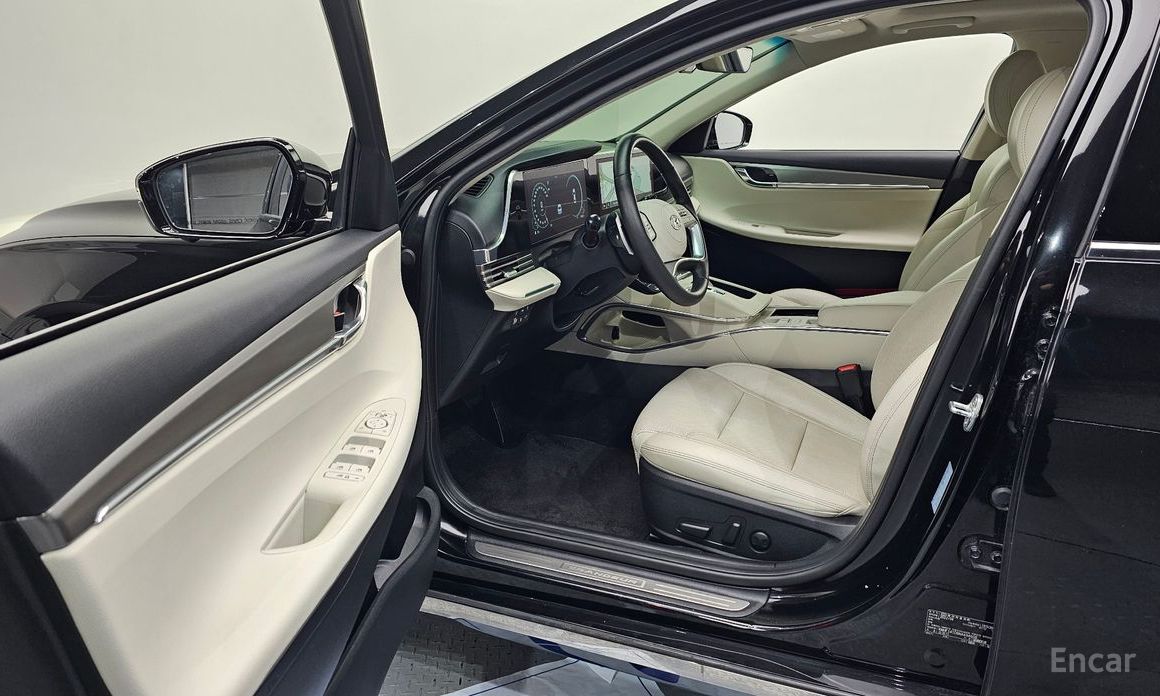 2022 Hyundai Grandeur VI Рестайлинг 2.5 Le Blanc с пробегом 92 822 км