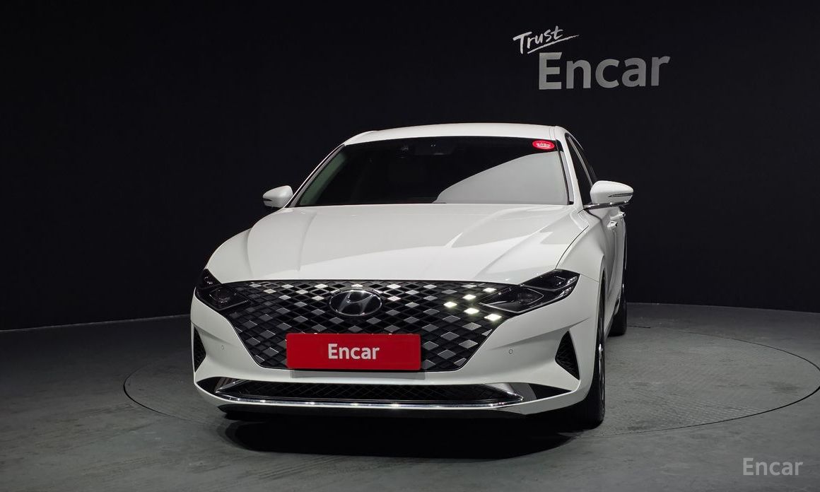 2022 Hyundai Grandeur VI Рестайлинг 2.5 Le Blanc с пробегом 107 202 км