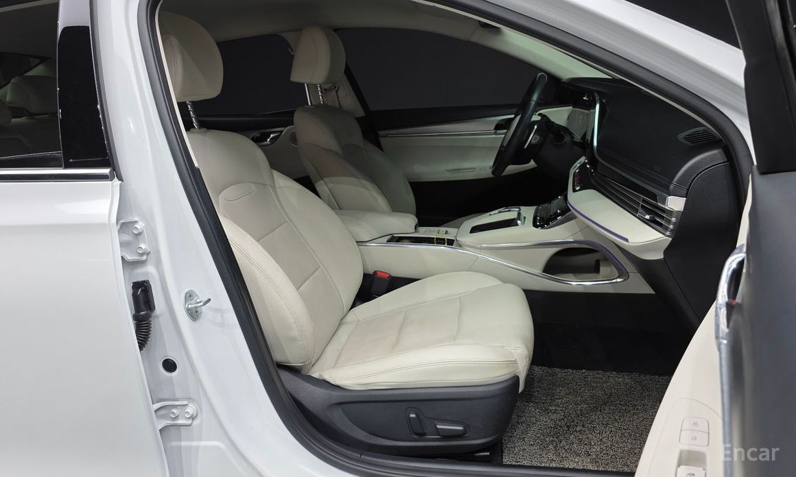 2022 Hyundai Grandeur VI Рестайлинг 2.5 Le Blanc с пробегом 107 202 км