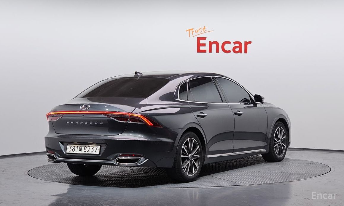 2022 Hyundai Grandeur VI Рестайлинг 2.5 Exclusice с пробегом 122 714 км
