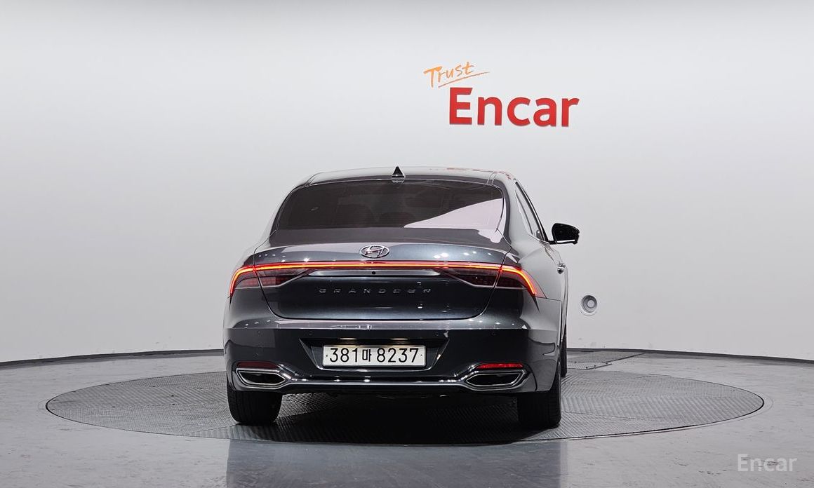 2022 Hyundai Grandeur VI Рестайлинг 2.5 Exclusice с пробегом 122 714 км