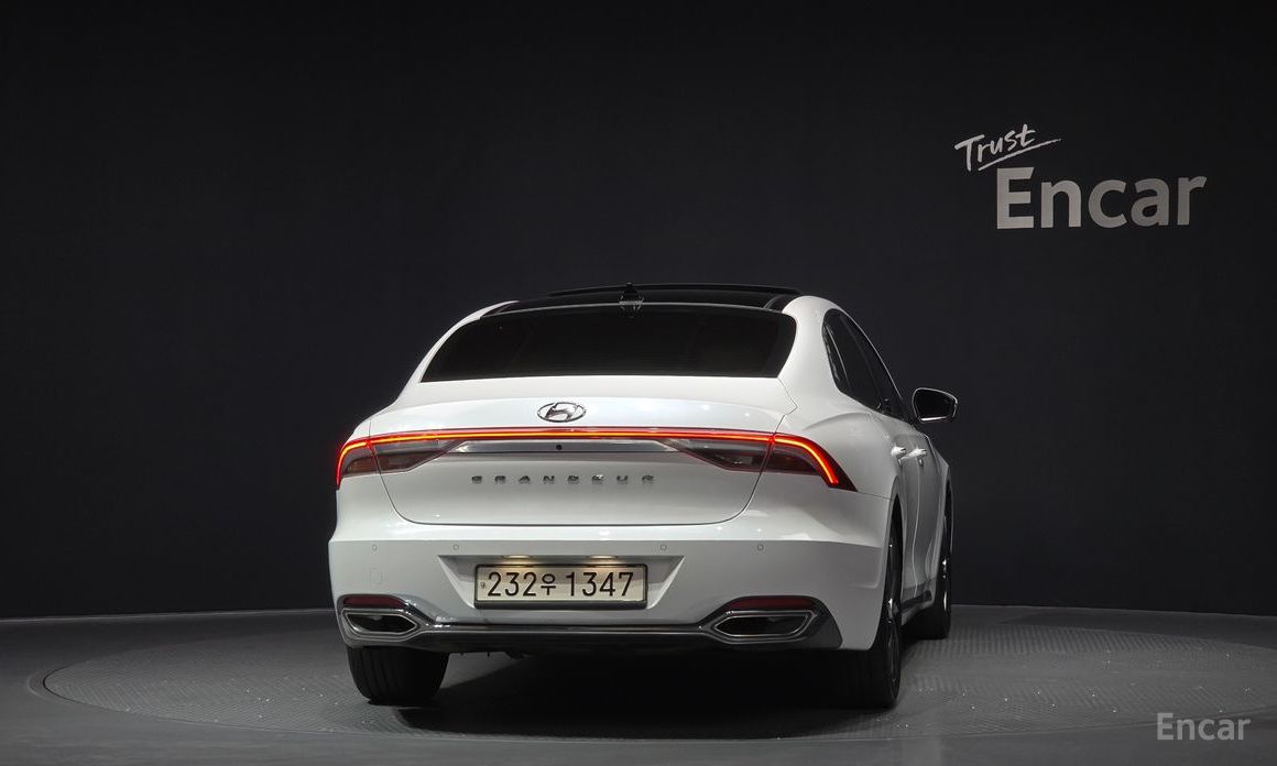 2021 Hyundai Grandeur VI Рестайлинг 2.5 Le Blanc с пробегом 124 212 км