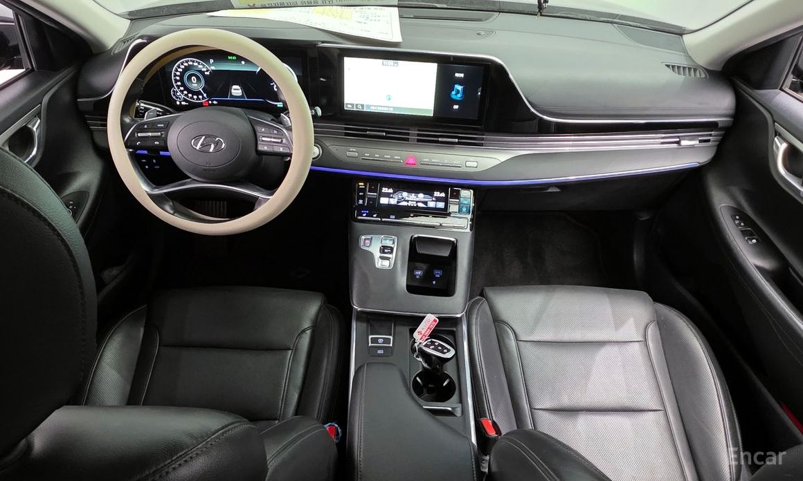 2021 Hyundai Grandeur VI Рестайлинг 2.5 Le Blanc с пробегом 137 161 км