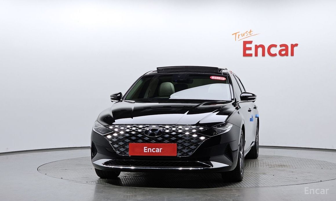 2022 Hyundai Grandeur VI Рестайлинг 2.5 Le Blanc с пробегом 83 828 км