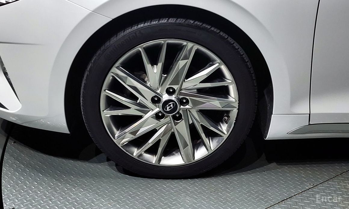 2021 Hyundai Grandeur VI Рестайлинг 2.5 Calligraphy с пробегом 84 458 км