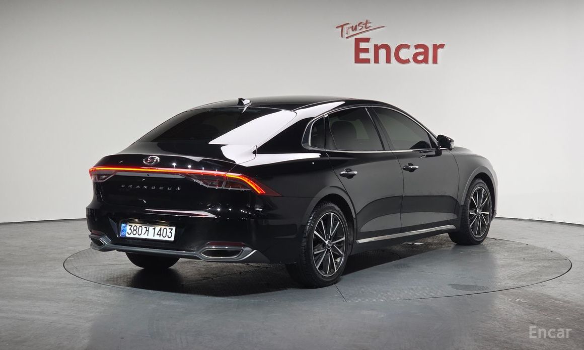 2021 Hyundai Grandeur VI Рестайлинг 2.5 Le Blanc с пробегом 141 641 км