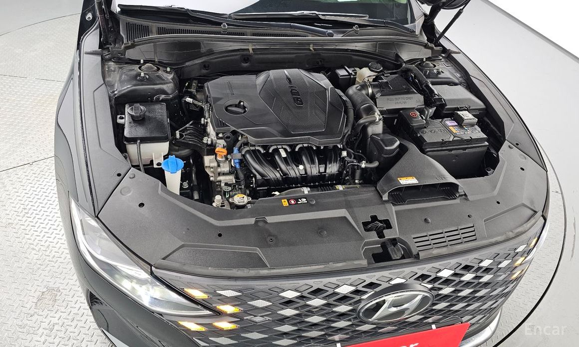 2022 Hyundai Grandeur VI Рестайлинг 2.5 Le Blanc с пробегом 83 828 км