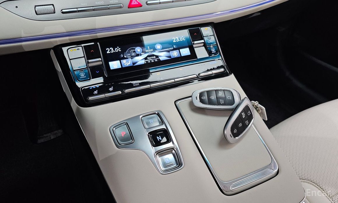 2022 Hyundai Grandeur VI Рестайлинг 2.5 Le Blanc с пробегом 83 828 км