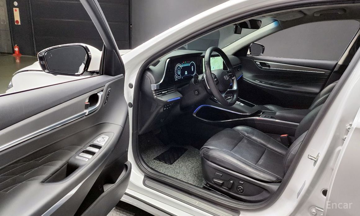 2021 Hyundai Grandeur VI Рестайлинг 2.5 Calligraphy с пробегом 84 458 км