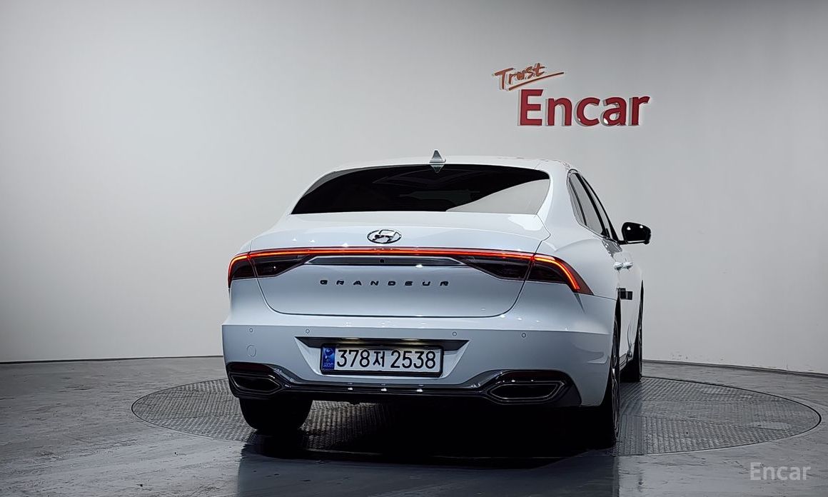 2022 Hyundai Grandeur VI Рестайлинг 2.5 Le Blanc с пробегом 76 115 км