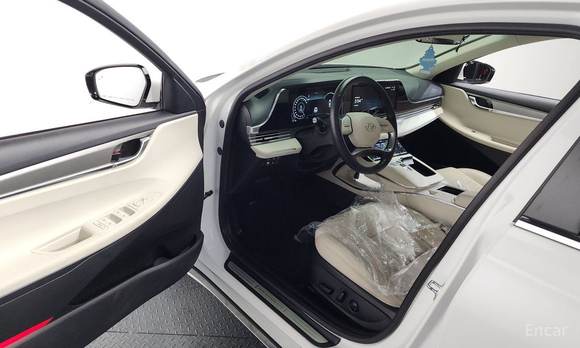 2022 Hyundai Grandeur VI Рестайлинг 2.5 Le Blanc с пробегом 76 115 км
