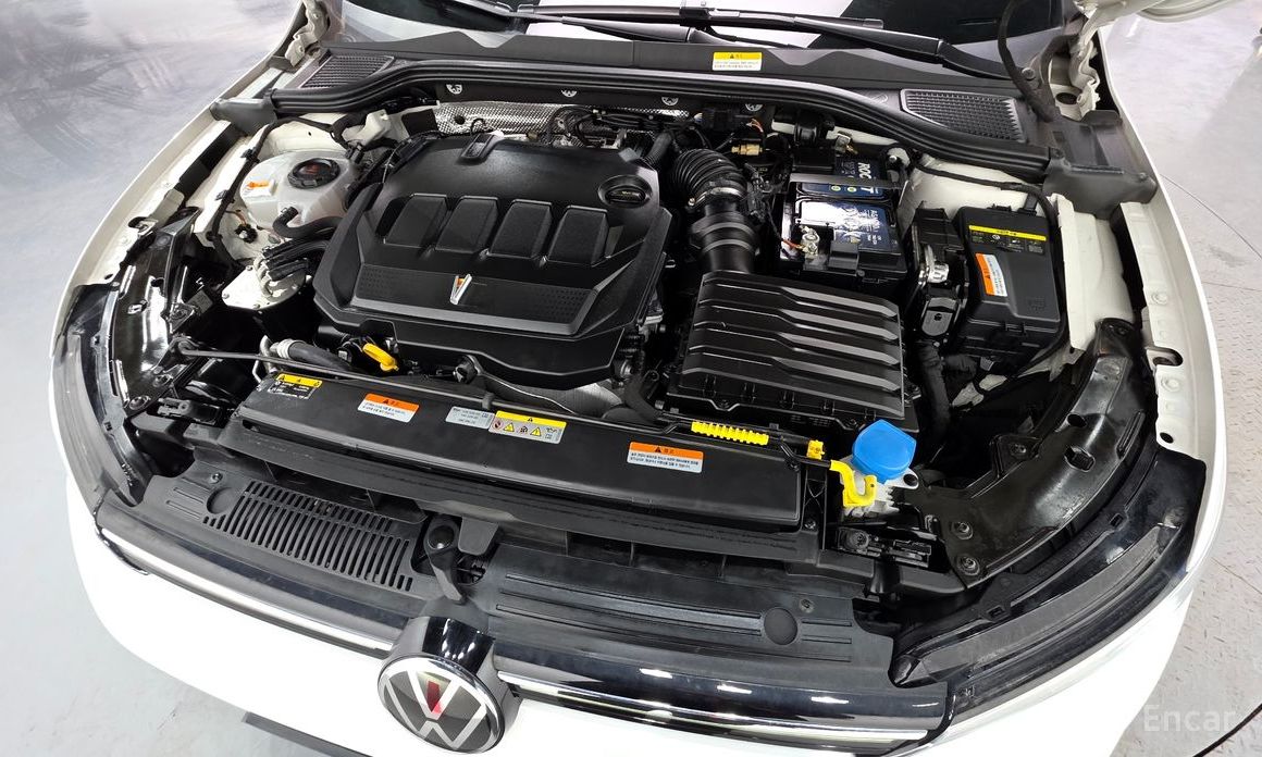 2022 Volkswagen Golf VIII 2.0 TDI Prestige с пробегом 108 779 км
