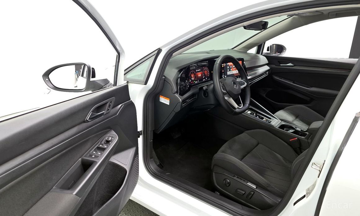 2022 Volkswagen Golf VIII 2.0 TDI Prestige с пробегом 108 779 км