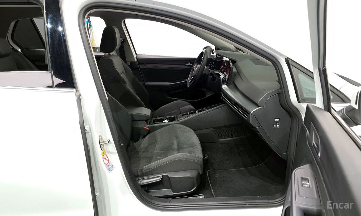 2022 Volkswagen Golf VIII 2.0 TDI Prestige с пробегом 108 779 км