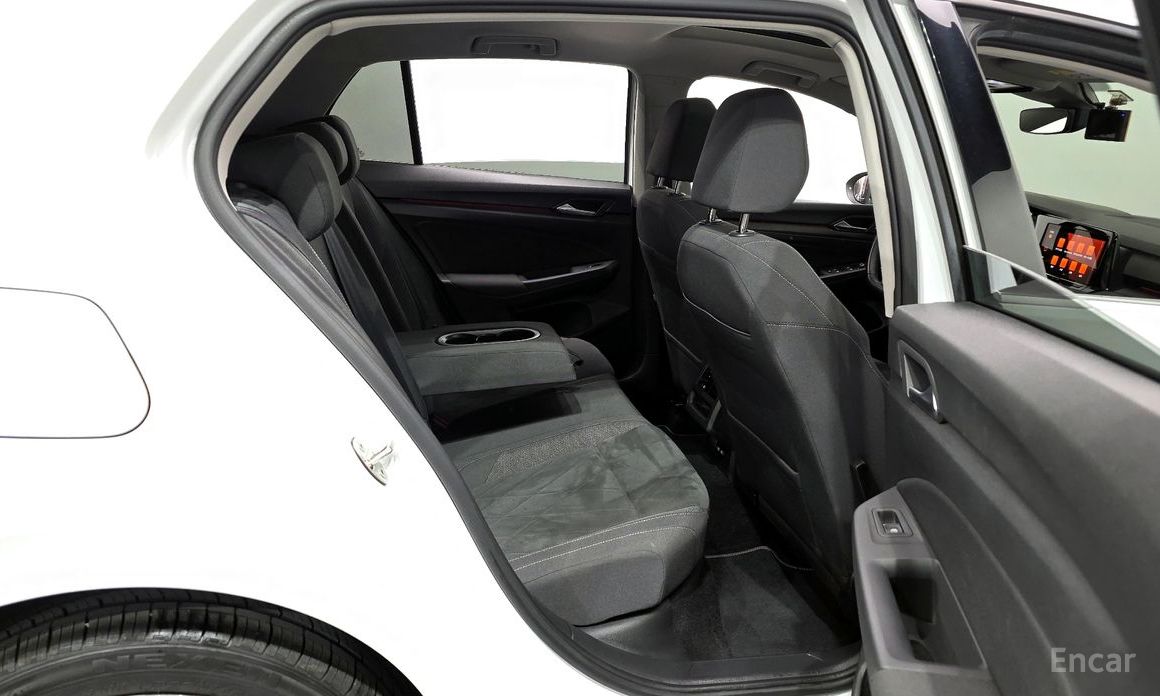 2022 Volkswagen Golf VIII 2.0 TDI Prestige с пробегом 108 779 км