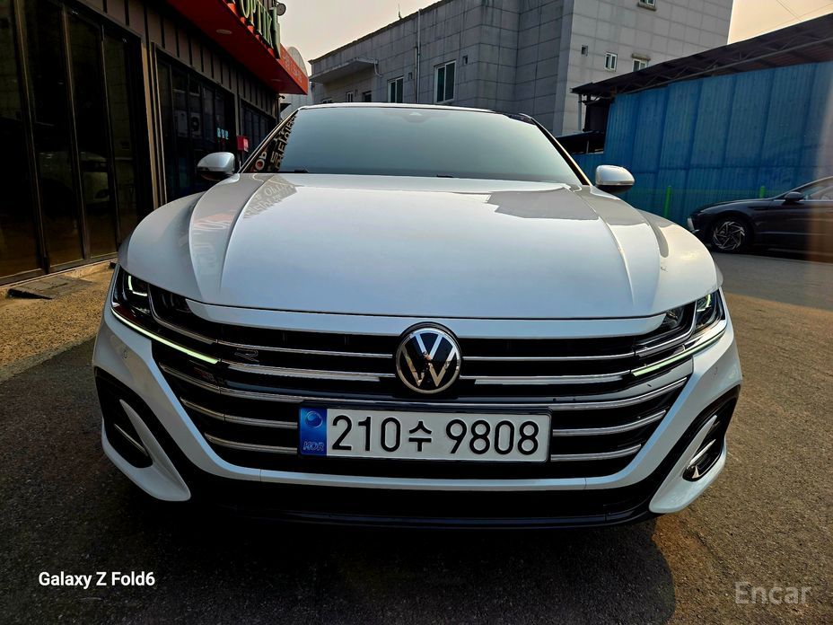 2022 Volkswagen Arteon I Рестайлинг 2.0 TDI R-LIINE 4Motion с пробегом 31 000 км