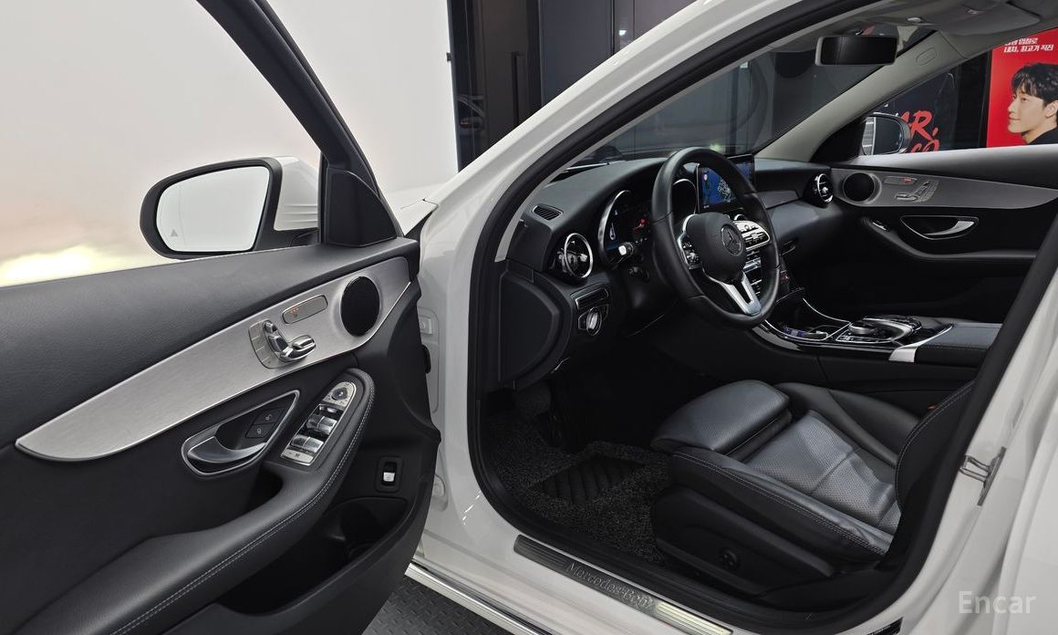 2020 Mercedes-Benz C-Класс IV (W205) Рестайлинг C200 Avantgarde с пробегом 52 151 км
