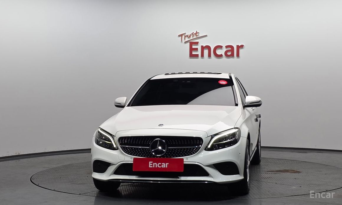 2020 Mercedes-Benz C-Класс IV (W205) Рестайлинг C200 Avantgarde с пробегом 46 530 км
