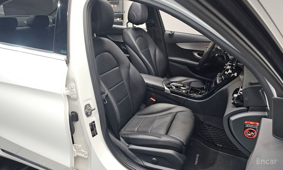 2020 Mercedes-Benz C-Класс IV (W205) Рестайлинг C200 Avantgarde с пробегом 57 049 км