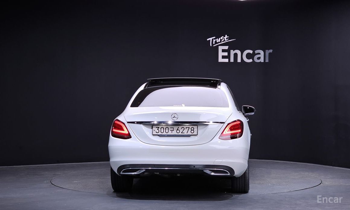 2020 Mercedes-Benz C-Класс IV (W205) Рестайлинг C200 Avantgarde с пробегом 73 450 км