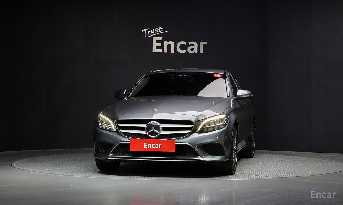 2020 Mercedes-Benz C-Класс IV (W205) Рестайлинг C200 с пробегом 133 976 км