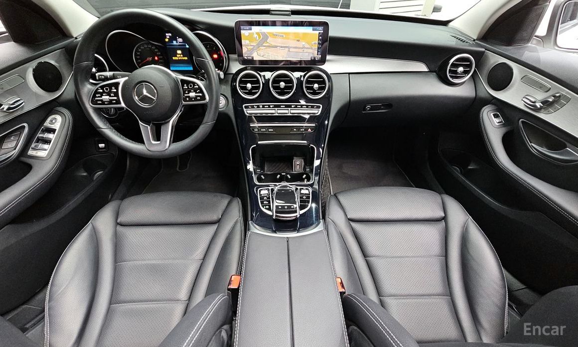 2020 Mercedes-Benz C-Класс IV (W205) Рестайлинг C200 Avantgarde с пробегом 73 450 км