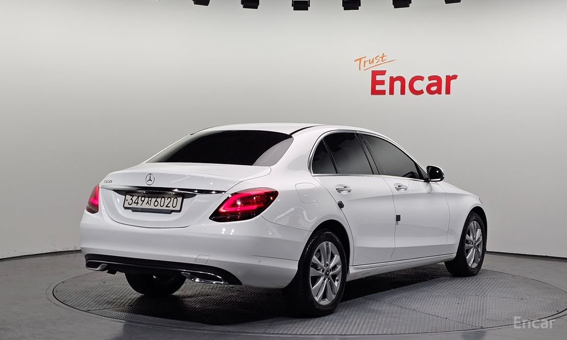 2020 Mercedes-Benz C-Класс IV (W205) Рестайлинг C200 Avantgarde с пробегом 98 758 км