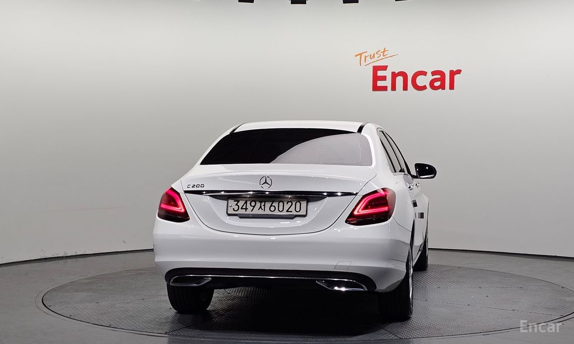2020 Mercedes-Benz C-Класс IV (W205) Рестайлинг C200 Avantgarde с пробегом 98 758 км