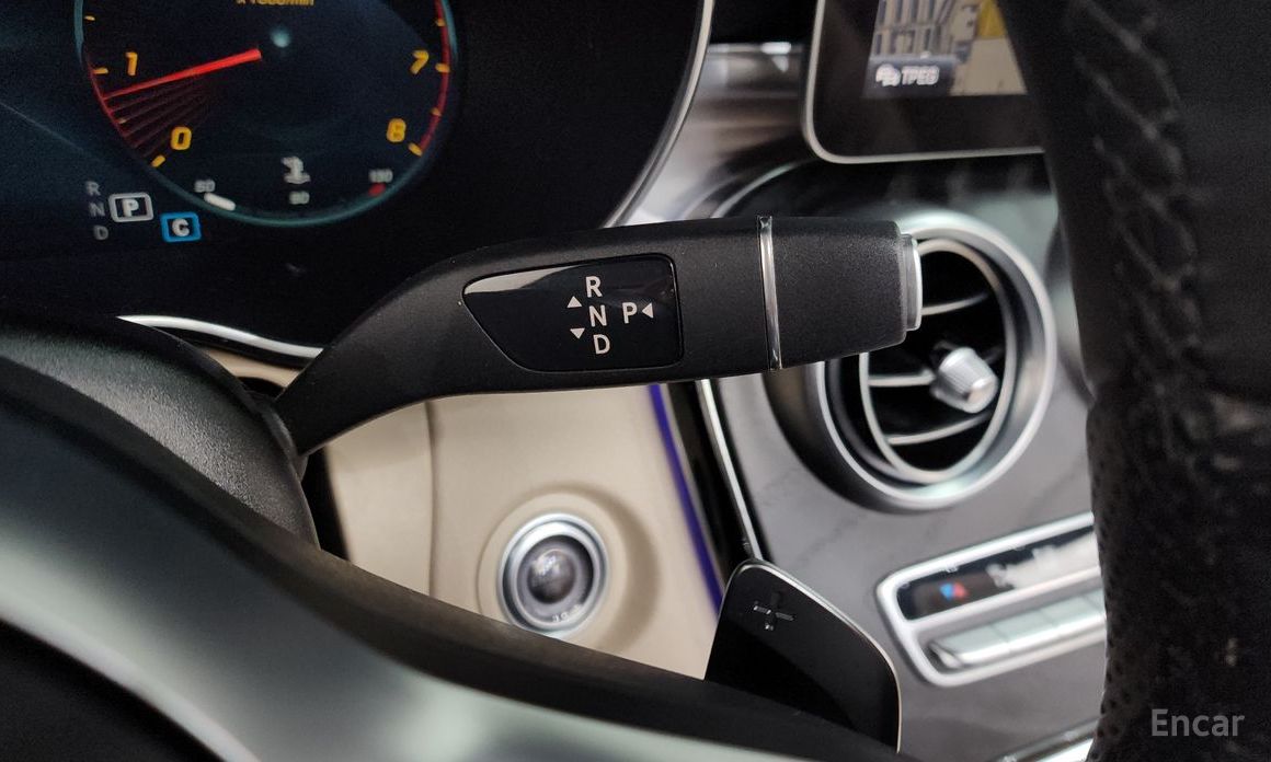 2020 Mercedes-Benz C-Класс IV (W205) Рестайлинг C200 Cabriolet с пробегом 35 544 км