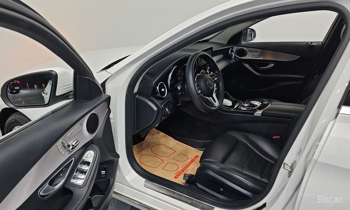 2020 Mercedes-Benz C-Класс IV (W205) Рестайлинг C200 Avantgarde с пробегом 98 758 км