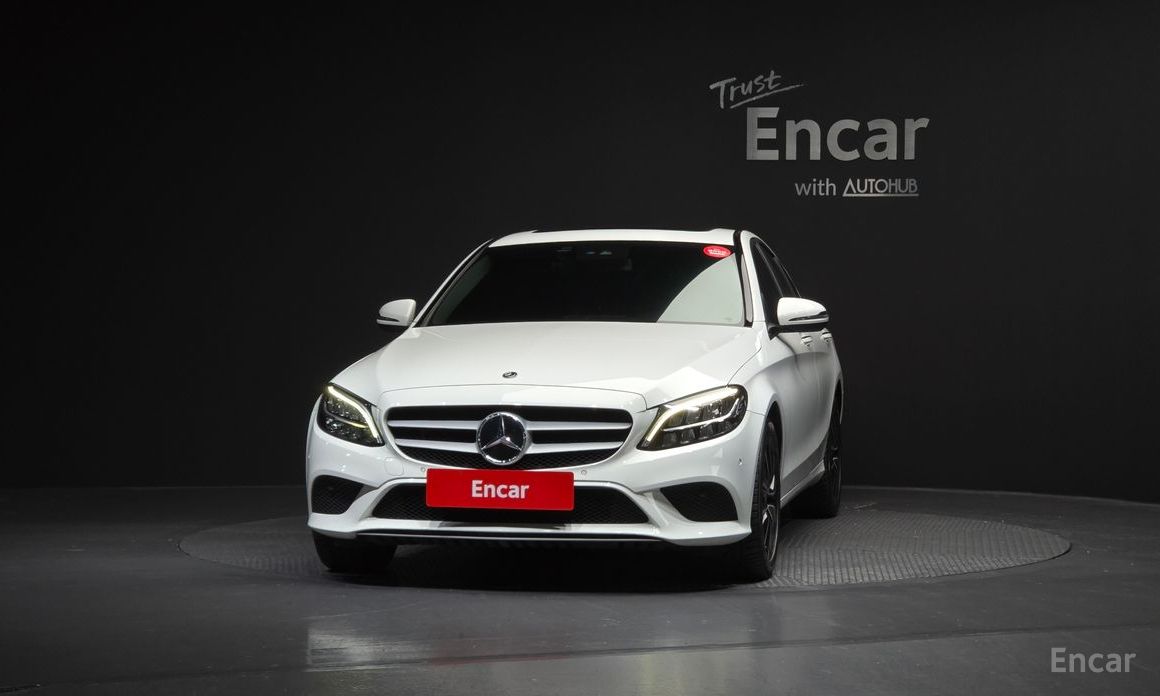 2020 Mercedes-Benz C-Класс IV (W205) Рестайлинг C200 с пробегом 98 068 км