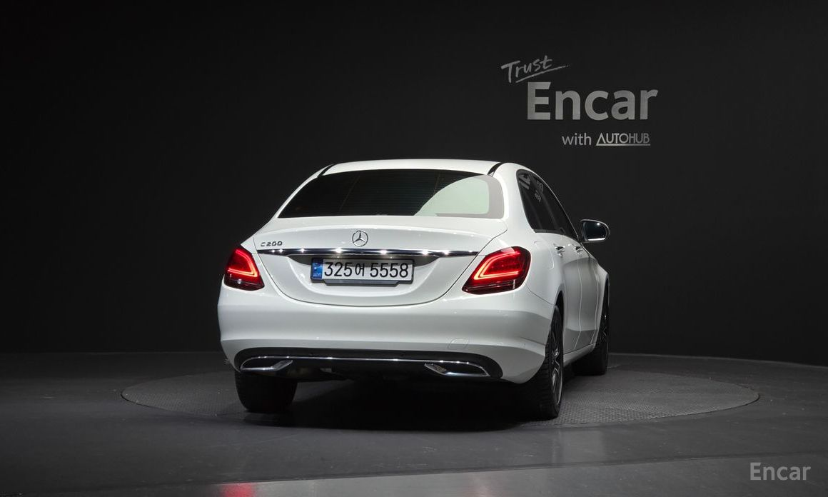 2020 Mercedes-Benz C-Класс IV (W205) Рестайлинг C200 с пробегом 98 068 км