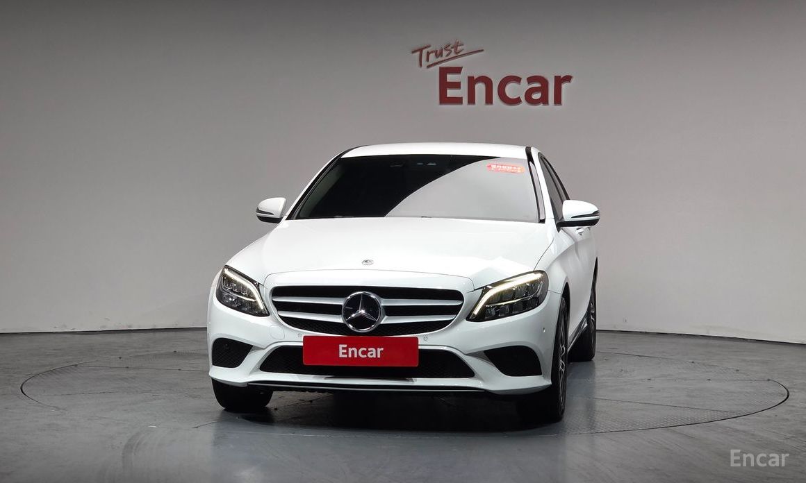 2020 Mercedes-Benz C-Класс IV (W205) Рестайлинг C200 с пробегом 55 679 км