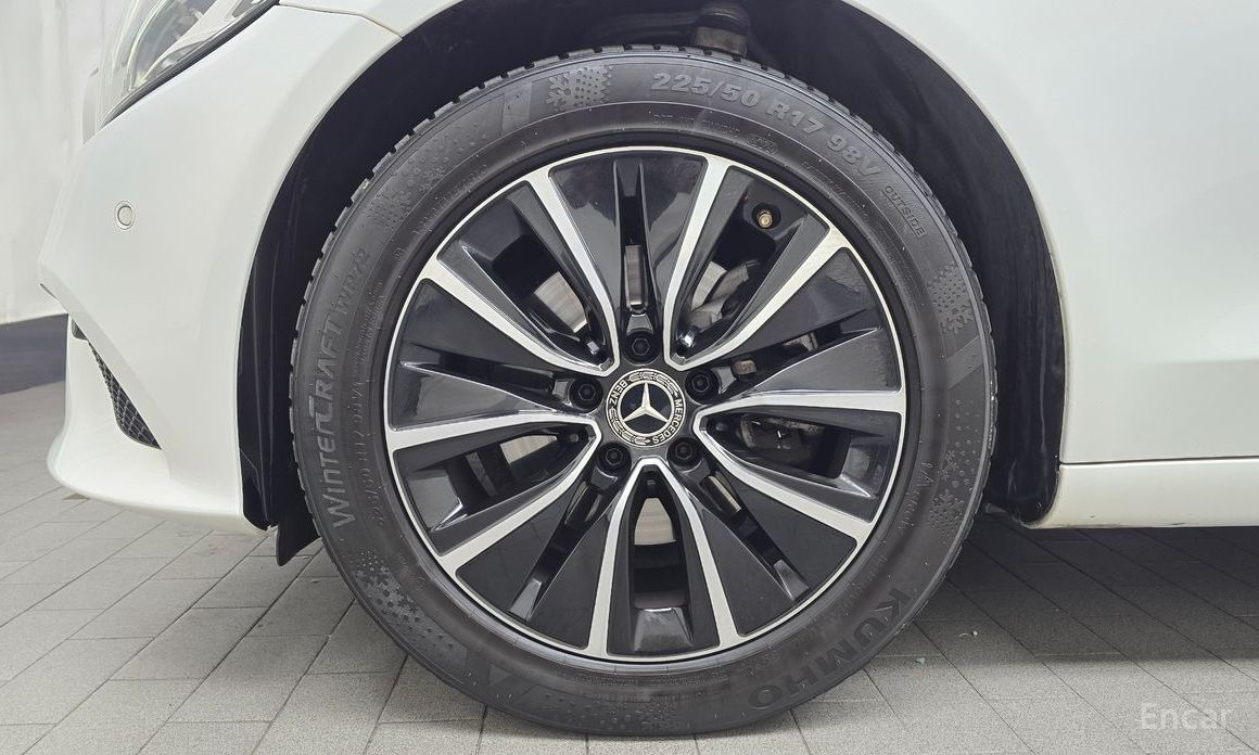 2020 Mercedes-Benz C-Класс IV (W205) Рестайлинг C200 с пробегом 98 068 км