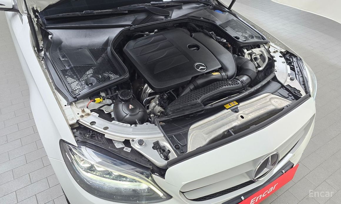 2020 Mercedes-Benz C-Класс IV (W205) Рестайлинг C200 с пробегом 98 068 км