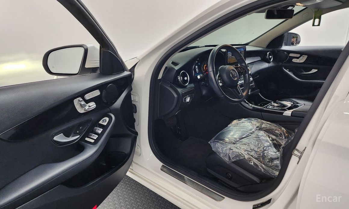 2019 Mercedes-Benz C-Класс IV (W205) Рестайлинг C200 с пробегом 108 078 км