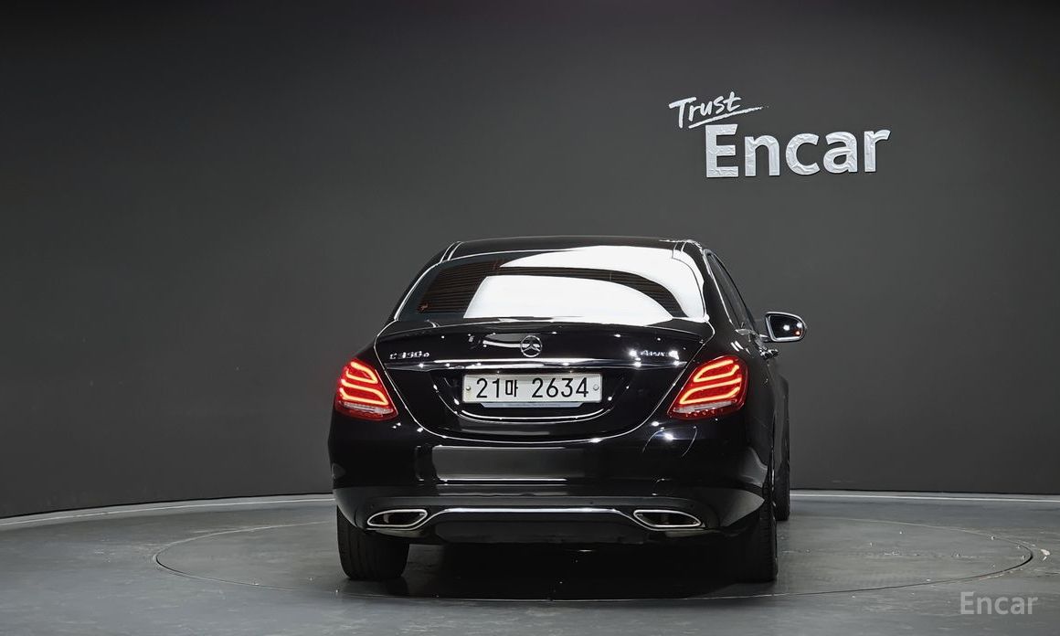 2018 Mercedes-Benz C-Класс IV (W205) Рестайлинг C350e с пробегом 76 710 км