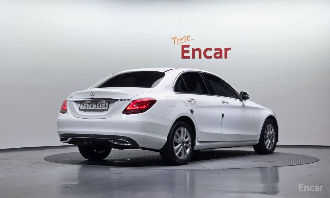 2020 Mercedes-Benz C-Класс IV (W205) Рестайлинг C200 Avantgarde с пробегом 39 011 км