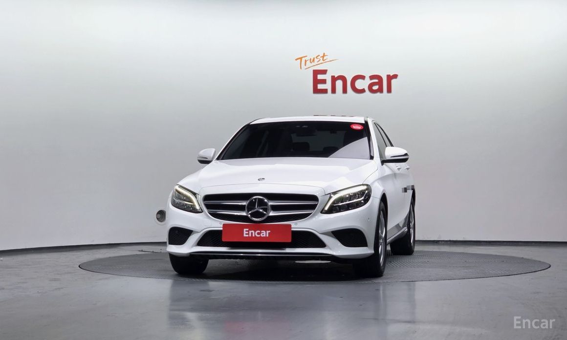 2020 Mercedes-Benz C-Класс IV (W205) Рестайлинг C200 Avantgarde с пробегом 39 011 км