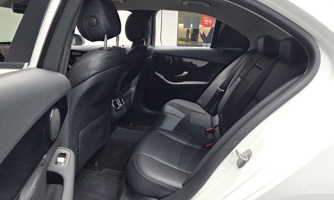 2020 Mercedes-Benz C-Класс IV (W205) Рестайлинг C200 с пробегом 55 679 км