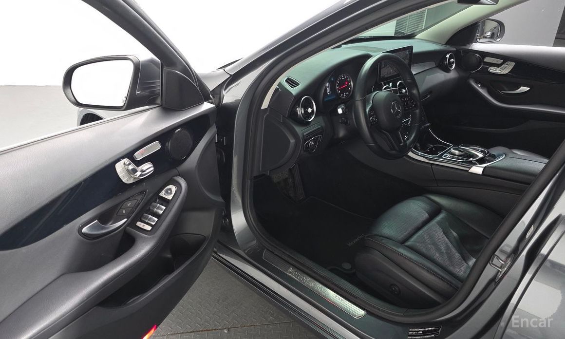 2019 Mercedes-Benz C-Класс IV (W205) Рестайлинг C200 с пробегом 56 228 км