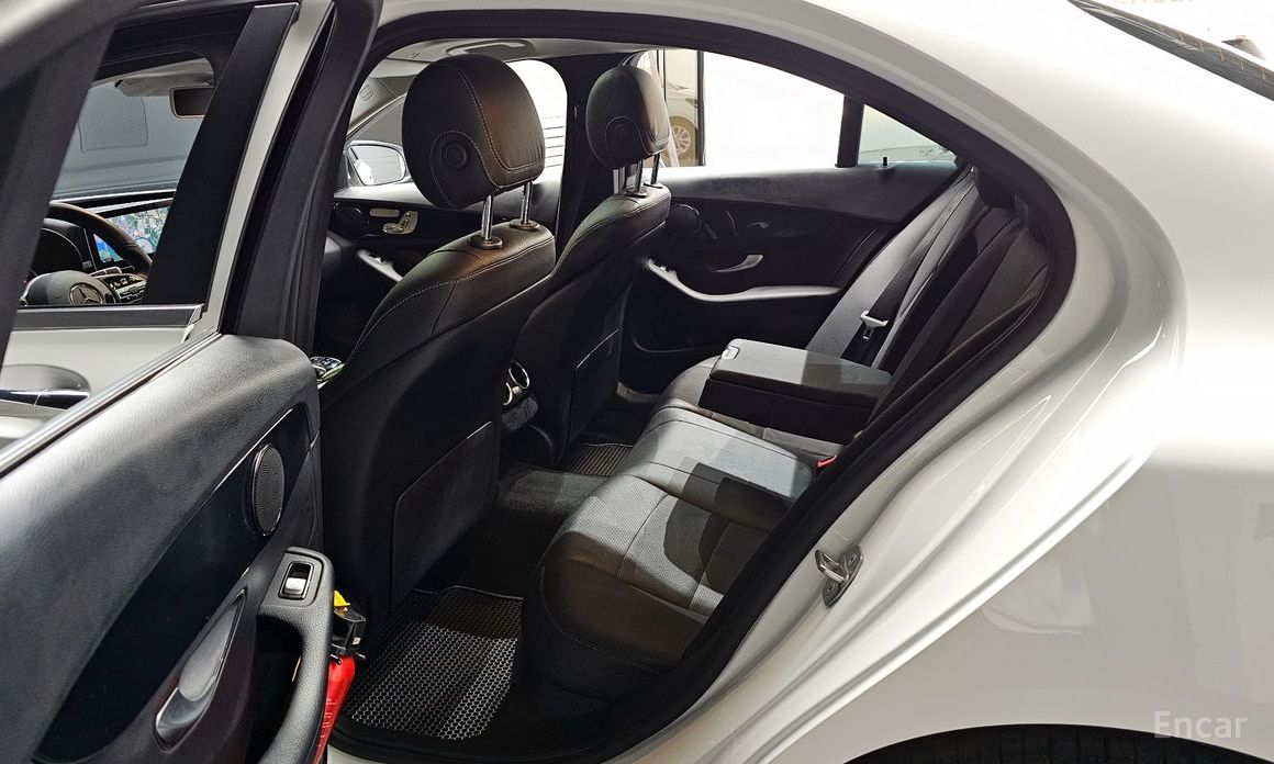 2020 Mercedes-Benz C-Класс IV (W205) Рестайлинг C200 Avantgarde с пробегом 36 187 км