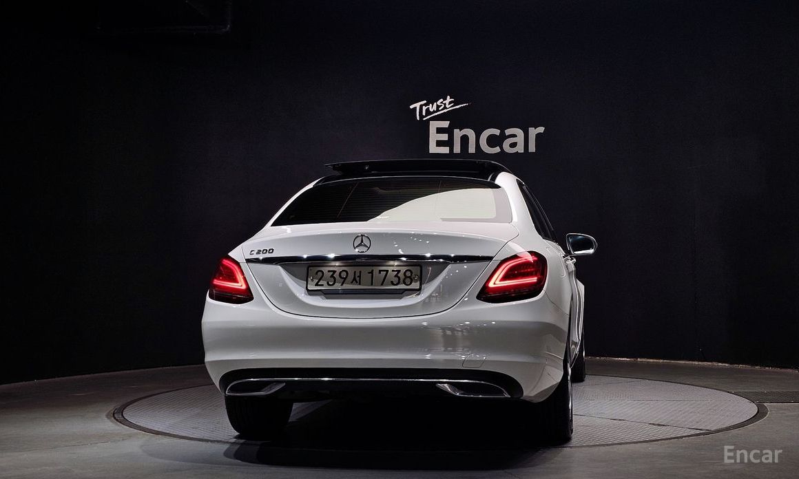 2020 Mercedes-Benz C-Класс IV (W205) Рестайлинг C200 Avantgarde с пробегом 91 998 км