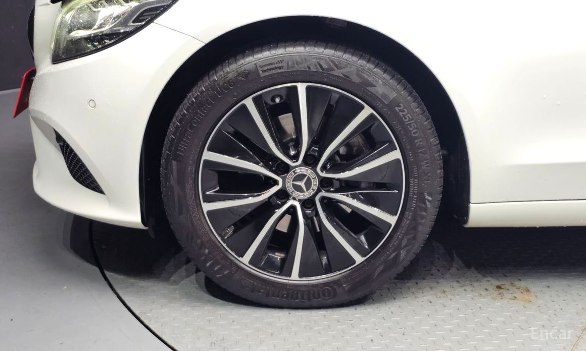 2019 Mercedes-Benz C-Класс IV (W205) Рестайлинг C200 с пробегом 96 056 км