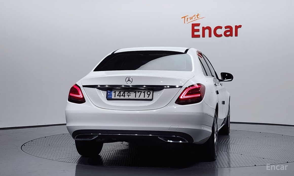 2020 Mercedes-Benz C-Класс IV (W205) Рестайлинг C200 Avantgarde с пробегом 64 679 км