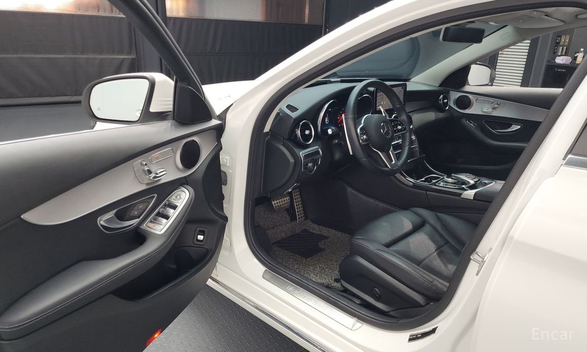 2020 Mercedes-Benz C-Класс IV (W205) Рестайлинг C200 Avantgarde с пробегом 64 679 км